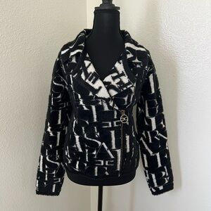 Knitted knot Elisabetta Franchi black and white